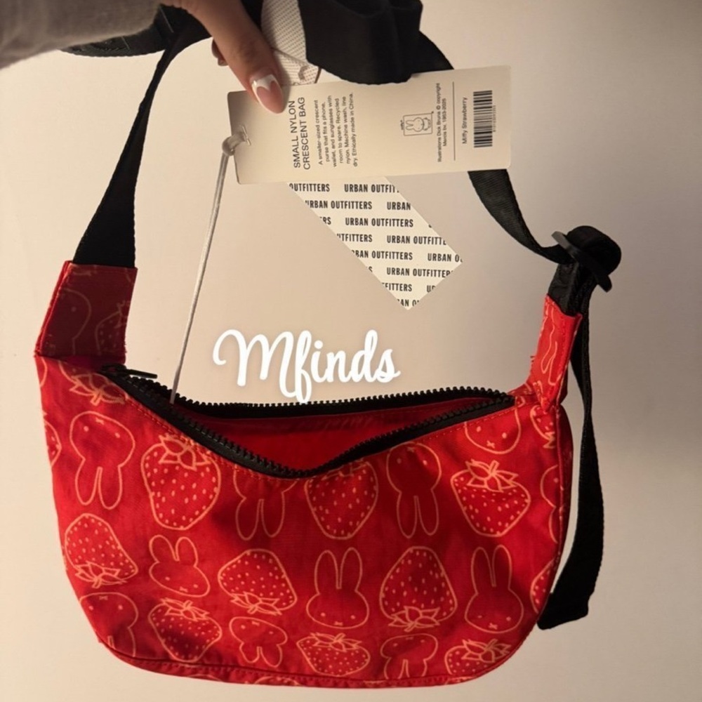 BAGGU Red Crossbody Bag with Embossed Pattern